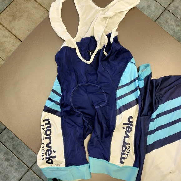 Morvelo Bike Bib & Jersey - Picture 5 of 7